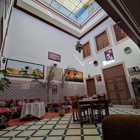ホテル ダール アル タドラ フェズ エクステリア 写真